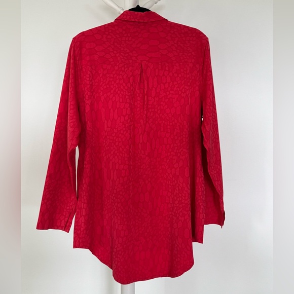 Athleta Button Down Shirt - Picture 5 of 7